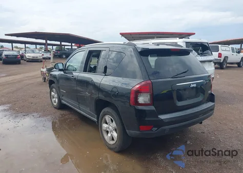 2017 Jeep Compass Latitude Fwd z USA, uszkodzony, nr VIN 1C4NJCEBXHD198878